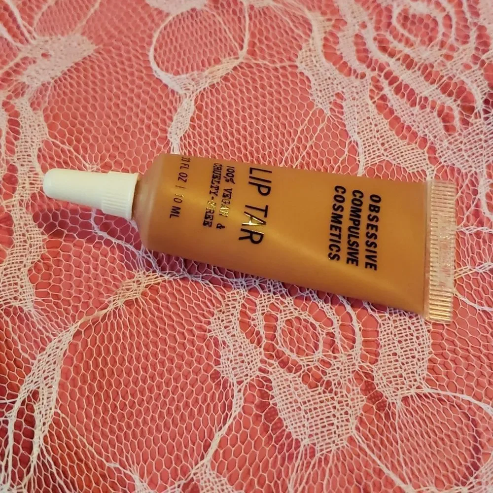 ❇️🧚‍♀️KAVA KAVA Compulsive Cosmetics DISCONTINUED Lip Tar NWOBOX